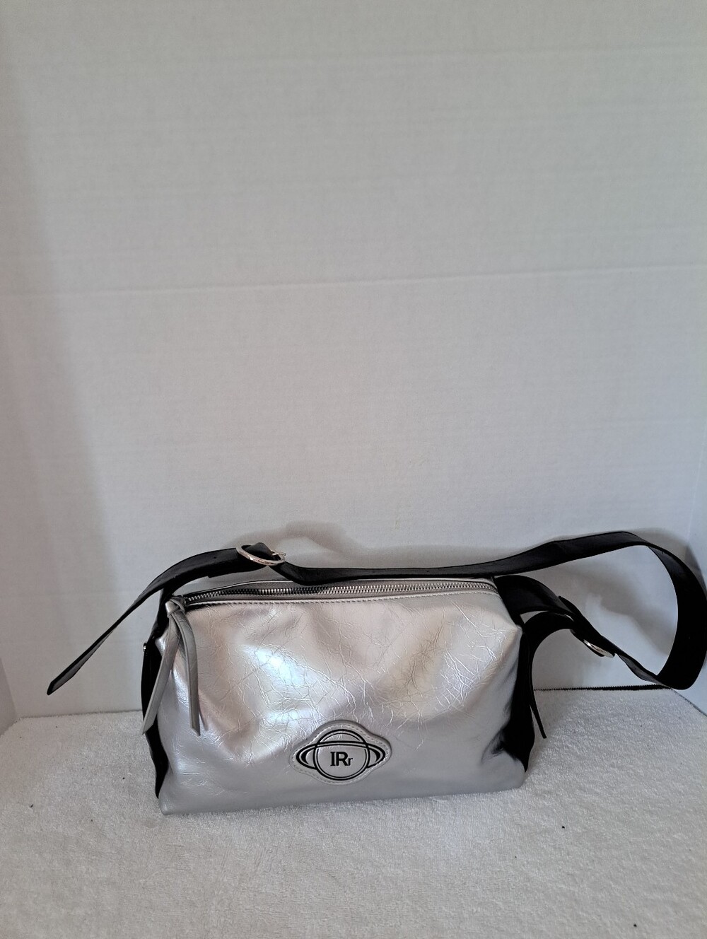 Rasha Raiant Silver Crossbody Shoulder Bag with Black Patent Strap